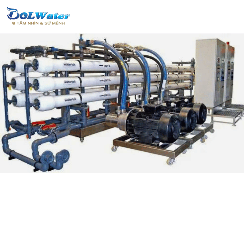 Màng RO thẩm thấu ngược trong hệ thống nước uống tại vòi 5m3/ giờ.